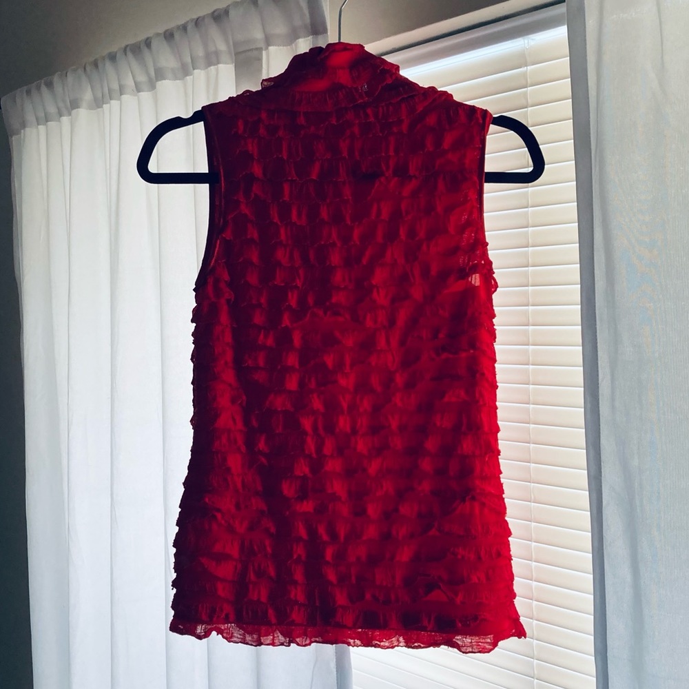 Layered High Neck Tank